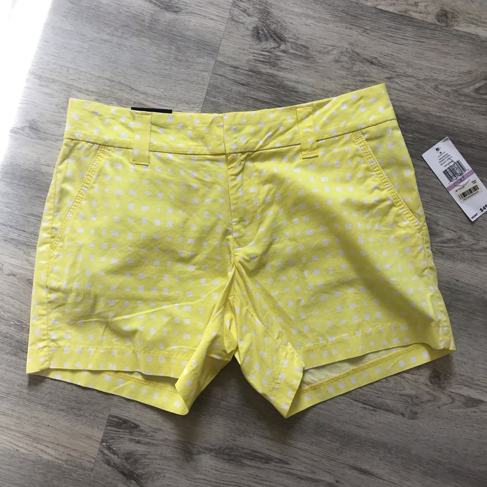 Tommy Hilfiger Yellow and White Polka Dot Shorts NWT Pockets Size 6 100% Cotton